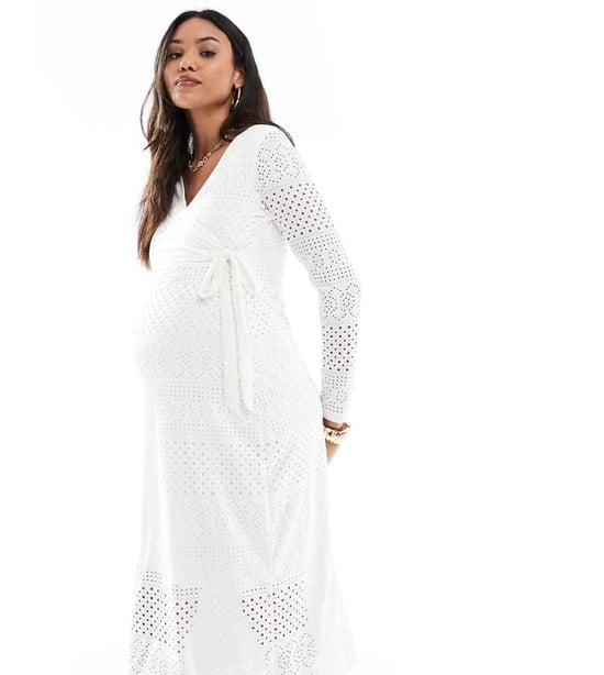 Mamalicious gravid jersey broderie wrap midi-klänning i vitt - Image 1