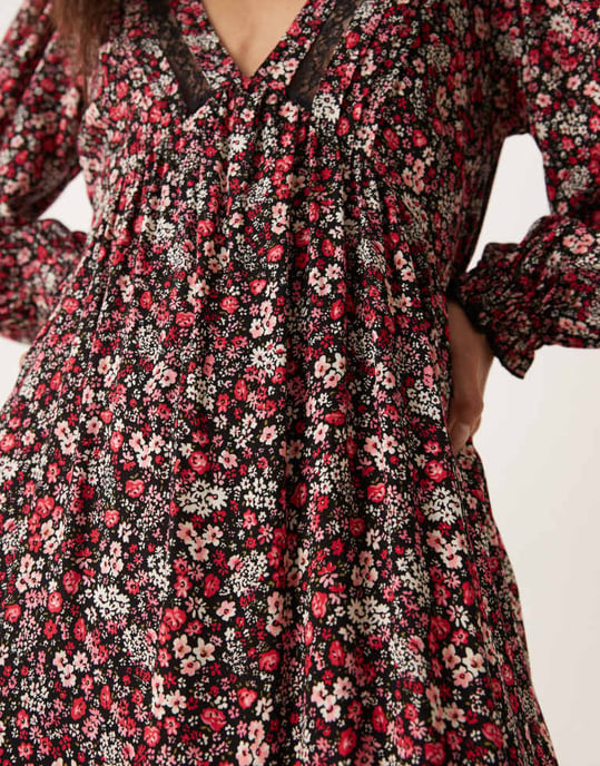 Miss Selfridge maxi klänning med flerfärgad mönstring - Image 3