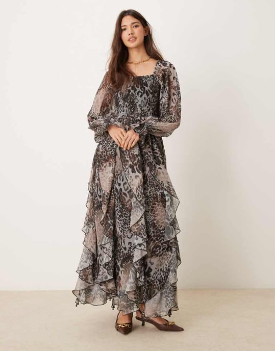 Miss Selfridge volangkantad maxiklänning i djurmönster - Image 1