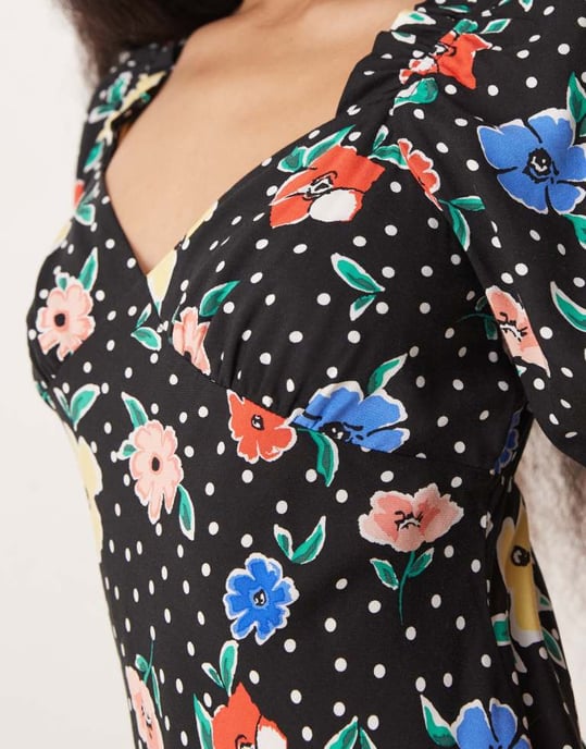 Miss Selfridge Petite midi teklänning i blommönster - Image 4