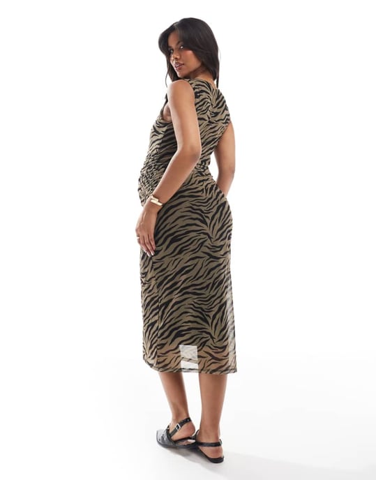 Mamalicious Gravid ruched mesh klänning i brun zebramönster - Image 3