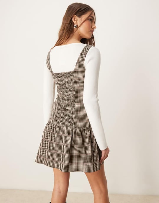 Miss Selfridge skräddarsydd miniklänning i rutigt mönster - Image 4