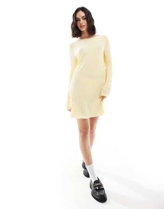 Vero Moda plisserad miniklänning med volangärmar i ljus banan - Image 2