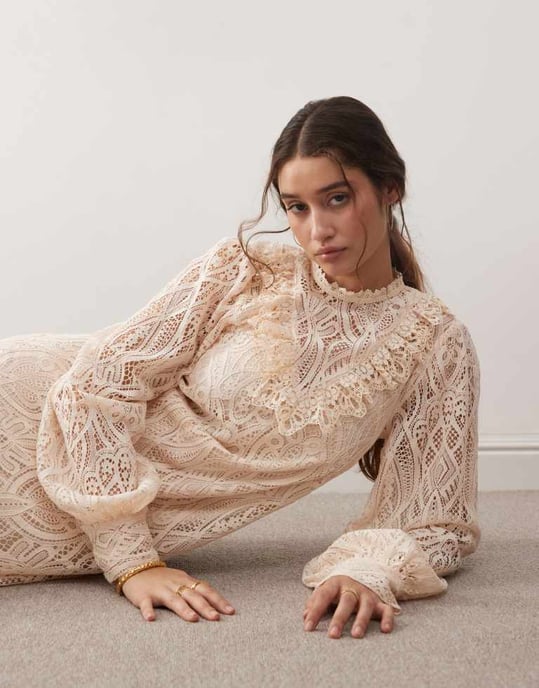 Miss Selfridge spets victoriana miniklänning i ljusrosa - Image 3