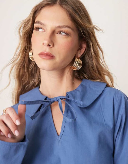 ASOS DESIGN poplin pintuck miniklänning i blått - Image 3