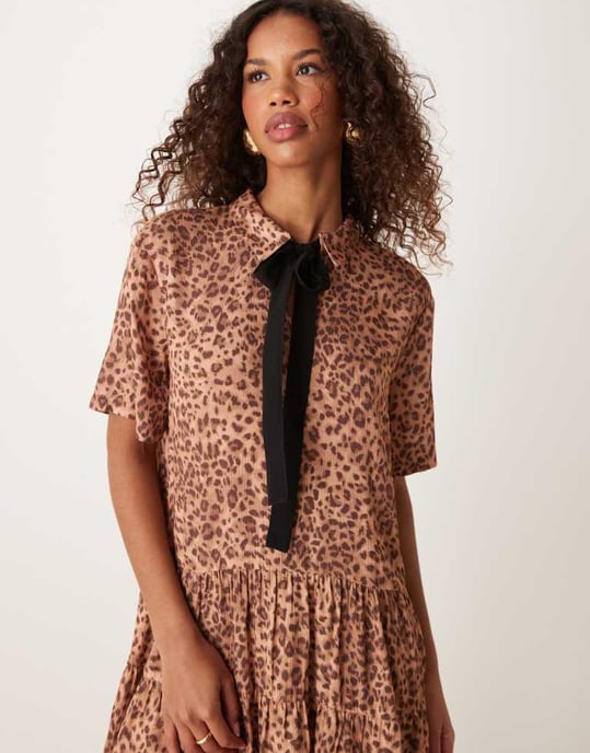 Miss Selfridge tiered mini tea dress in leopard print - Image 2