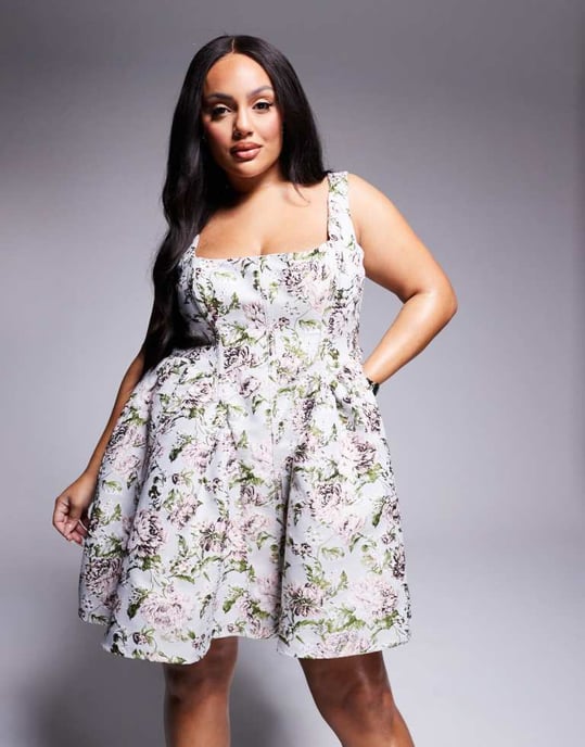 ASOS LUXE Curve jacquard cinched waist skater mini with bow back in vintage floral - Image 4