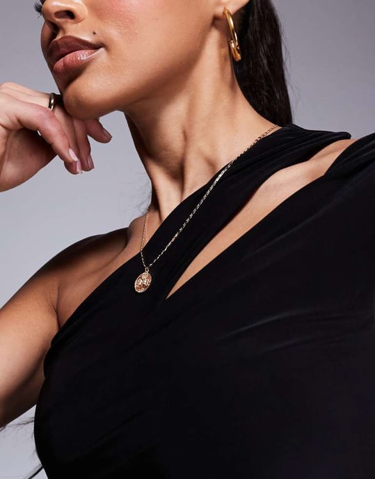 ASOS DESIGN topp med axelkutt i svart med rynkad detalj - Image 3