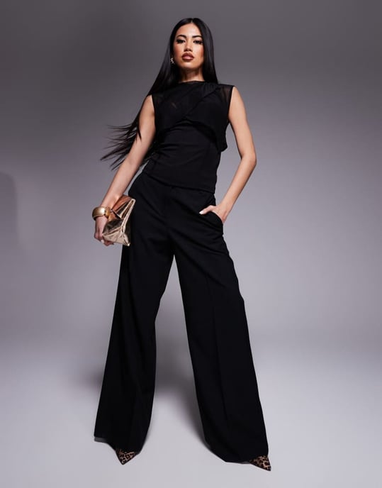 ASOS DESIGN mesh korsett-top med drapering i svart - Image 4
