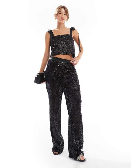 ASOS DESIGN premium pärlbeströdd skräddarsydd topp i svart - Image 2