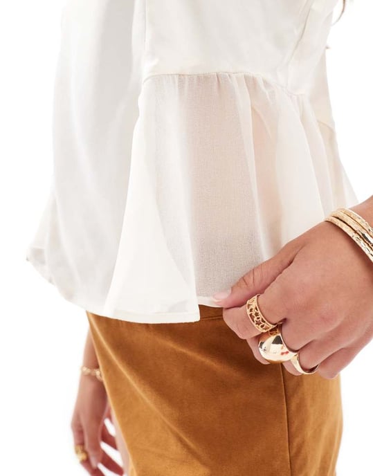 ASOS DESIGN satin chiffon mix spetstopp i elfenben - Image 2