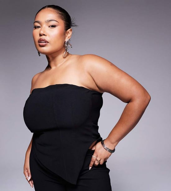 ASOS DESIGN Curve koordinerad ribbad korsett bandeau topp i svart - Image 1