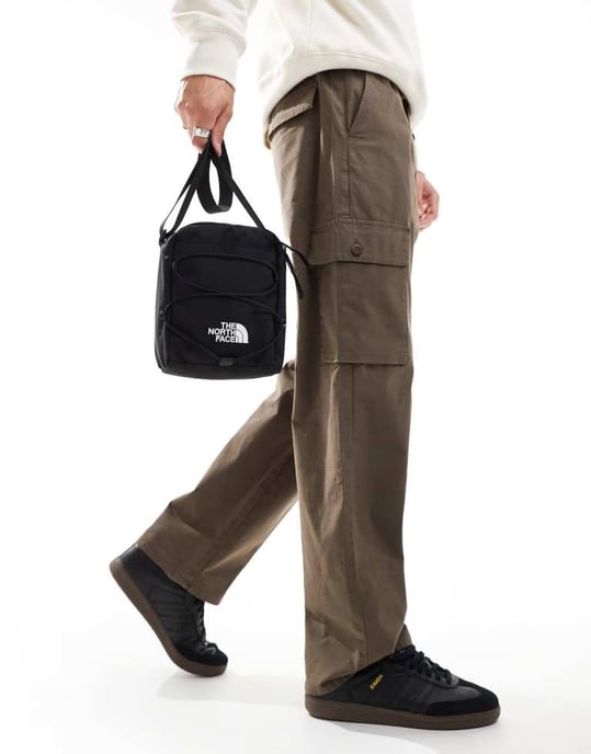 The North Face Jester crossbody bag in black - Image 2