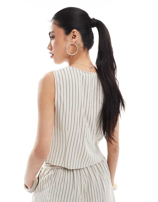 Vero Moda linne-liknande västset i stenrandig - Image 4