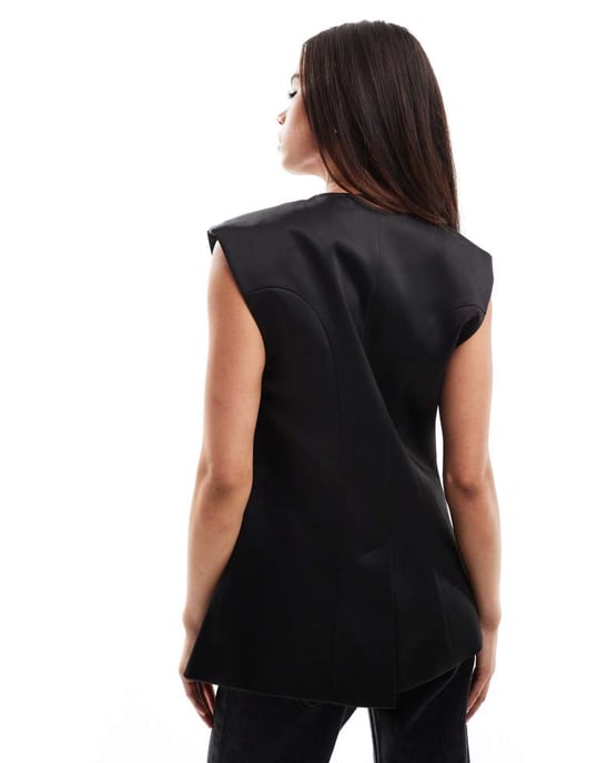 ASOS DESIGN bonded satin överdimensionerad väst i svart - Image 2