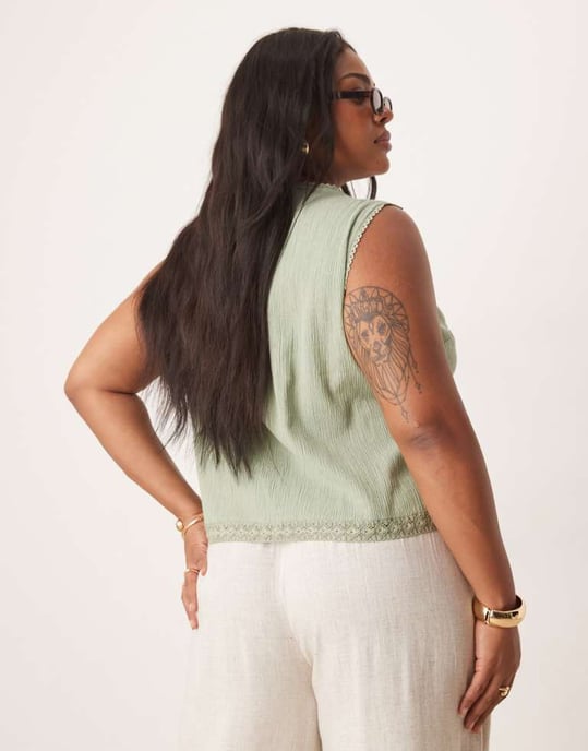 ASOS DESIGN Curve lace trim waistcoat in sage - Image 3