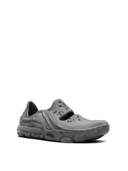 ISPA Universal Sneakers - Image 2