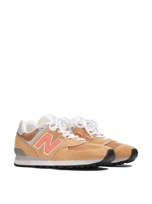 576 Made in UK Latte Sneakers - Image 2