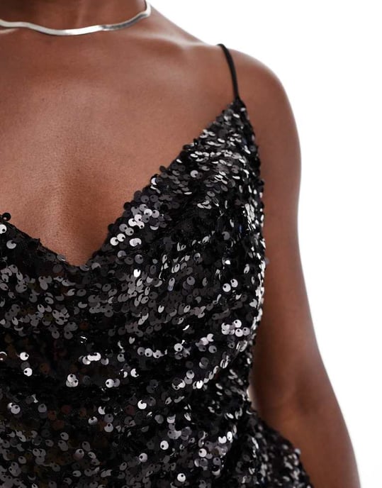ASOS DESIGN paljett topp med drapering i svart - Image 3