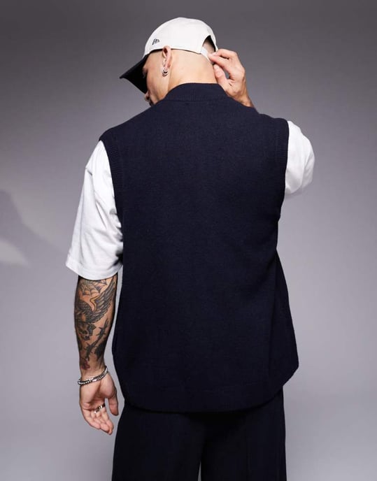 ASOS DESIGN stickad zip-up tank med funnel neck i marinblå - Image 2