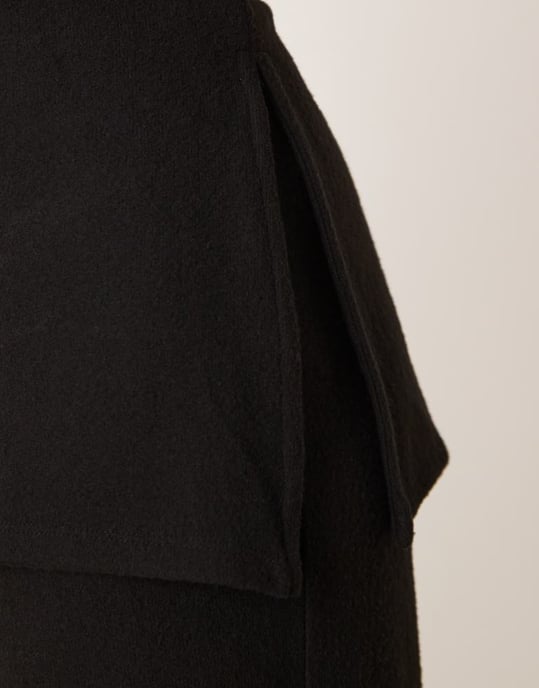 ASOS DESIGN mjuk känsla scoop neck långline väst co-ord i svart - Image 3