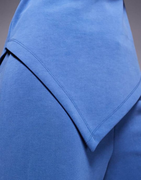 ASOS DESIGN koord asymmetrisk cupro väst i indigoblå - Image 3