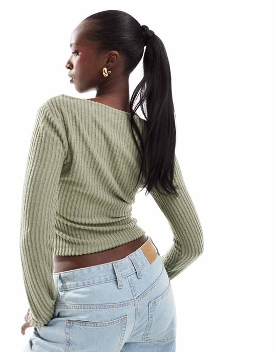 ASOS DESIGN brushed rib shrunken cardigan in khaki - Image 4