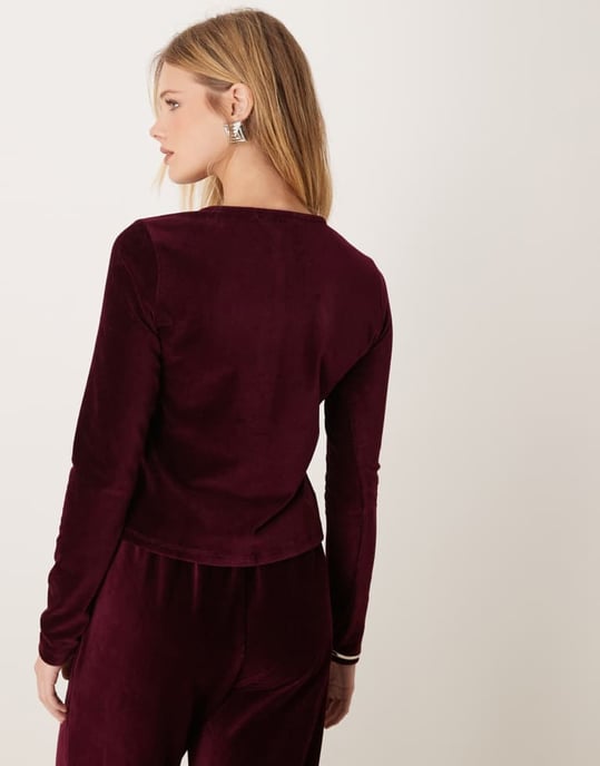 ASOS DESIGN velvet cord cardigan in burgundy - Image 4