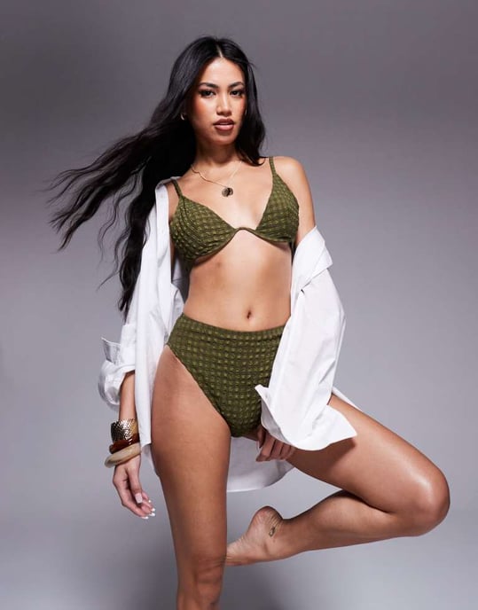 ASOS DESIGN Lizzie seersucker monowire bikinitopp i khaki - Image 3
