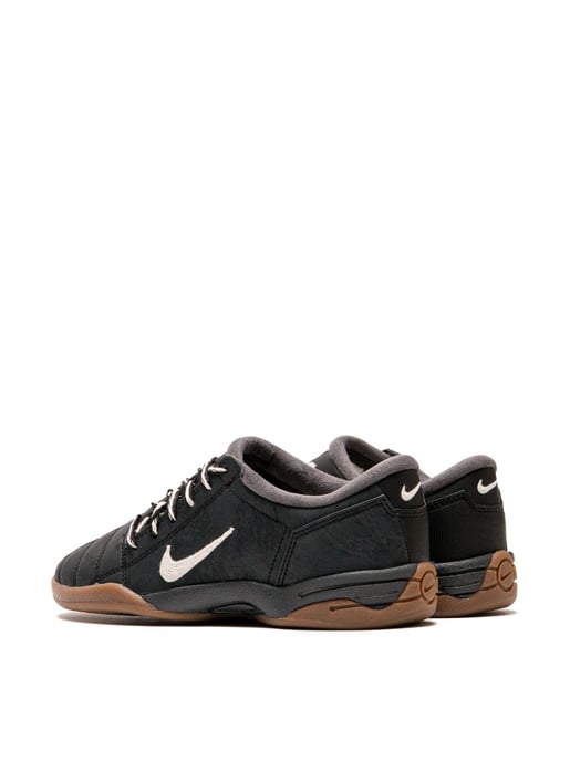 Totalt 90 sneakers - Image 3