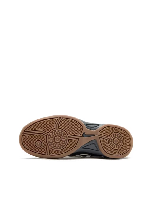 Totalt 90 sneakers - Image 5