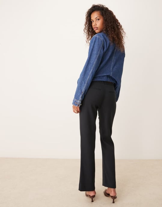 Abercrombie & Fitch Lågt skurna bootcut-byxor i svart - Image 3