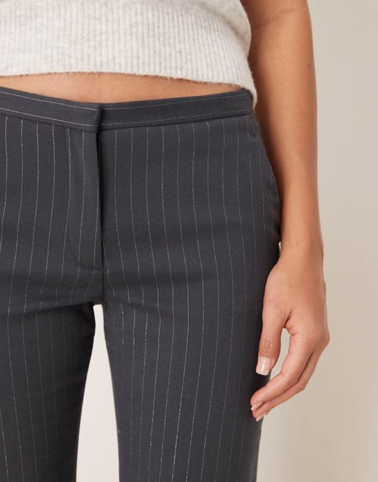 Abercrombie & Fitch tailored pinstripe trousers in grey - Image 4