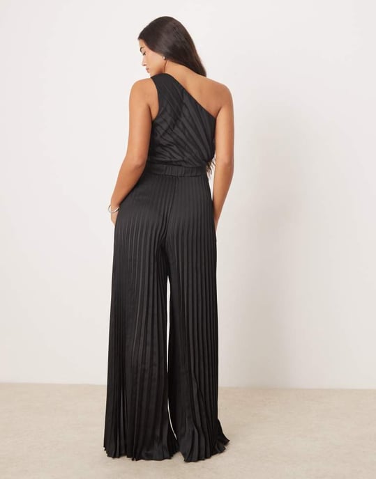Abercrombie & Fitch en axel veckad jumpsuit i svart - Image 2