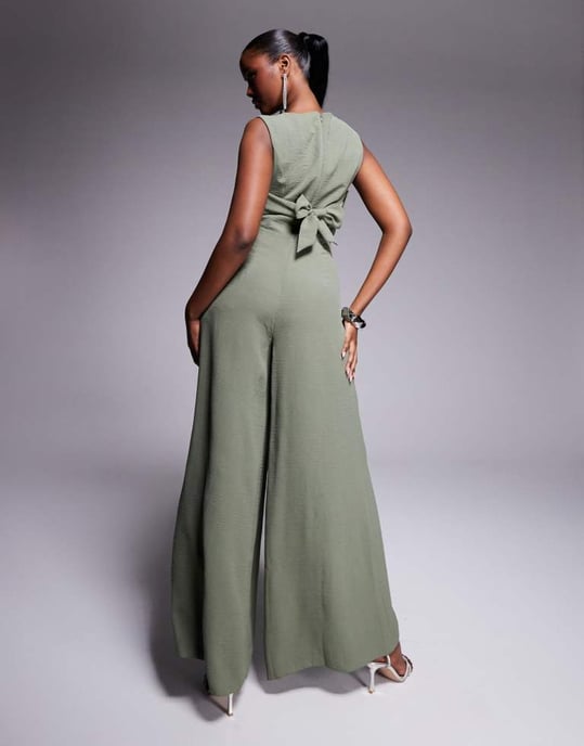 ASOS DESIGN byxdress med spänndetalj i khaki - Image 3