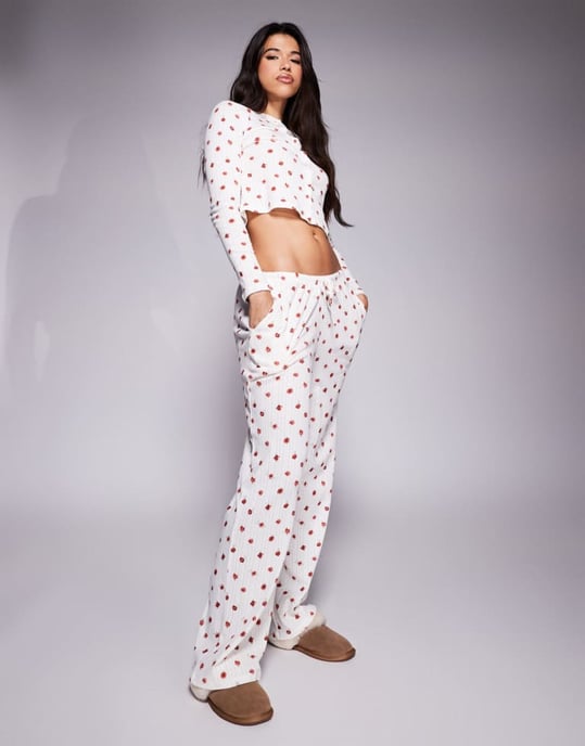 Kaiia exclusive cropped button through pointelle pyjama top co-ord in red ditsy floral - Image 4