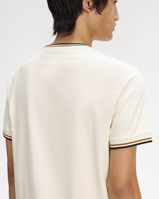 T-Shirt in Ivory - Image 3
