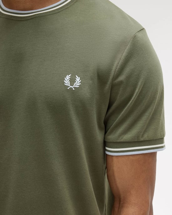 T-Shirt in Dark Green - Image 4