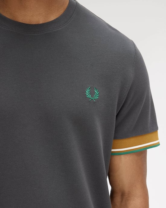 Cuff T-Shirt in Grey - Image 3