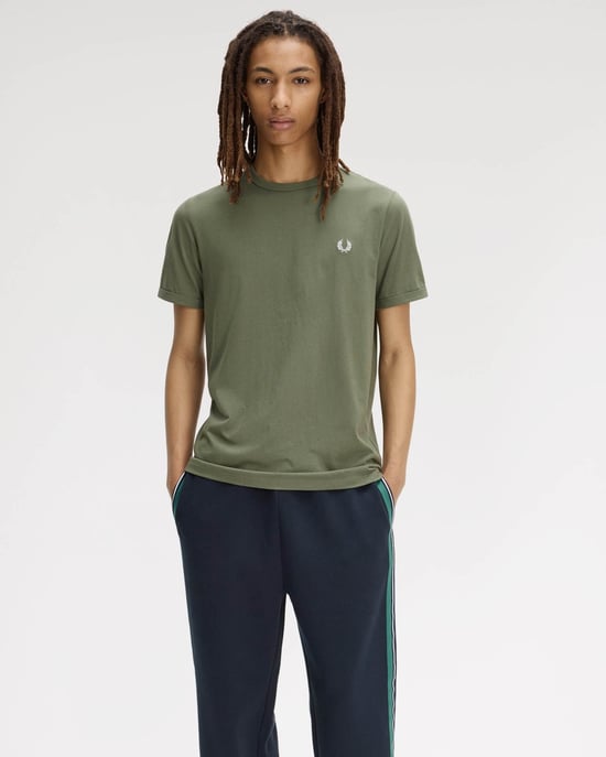 T-Shirt in Khaki - Image 4