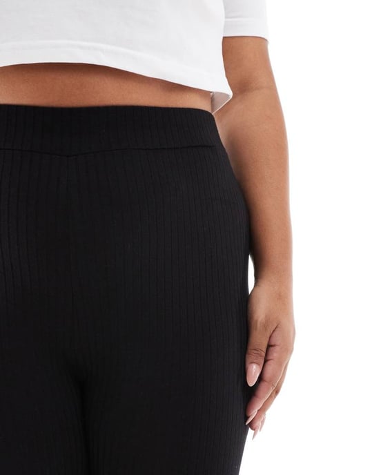 Dina ribbade leggings i svart - Image 4