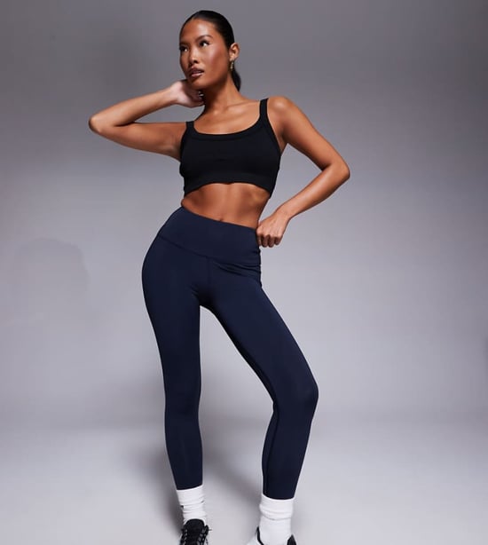 4505 Petite Icon aktiv bum-skulpterande hög midja gymleggings med innerficka i djup marinblå - Image 1