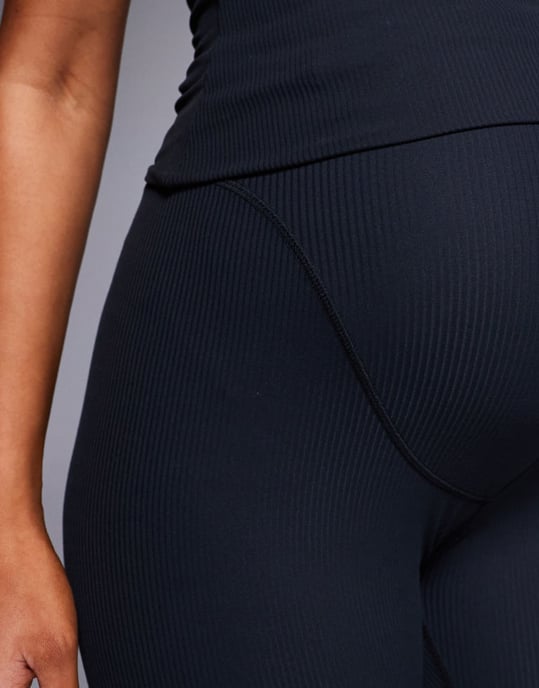 4505 Gravid mjuk touch rib hög midja träningsleggings i svart - Image 3