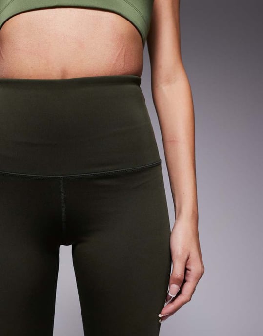 4505 Icon aktiv rumpeformande högmidjade träningsleggings med innerficka i mossa grön - Image 3
