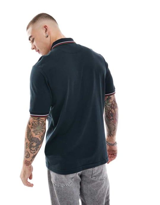 Farah alvin short sleeve polo in navy with tipping - Image 4