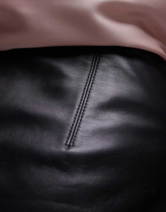 Topshop sömnad äkta läder mini kjol i svart - Image 4