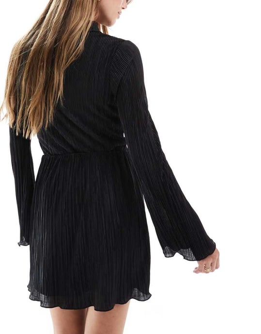 ASOS DESIGN plisserad minikjol i svart - Image 4