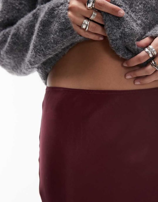 Topshop satin snedskuren midikjol i burgundy - Image 4