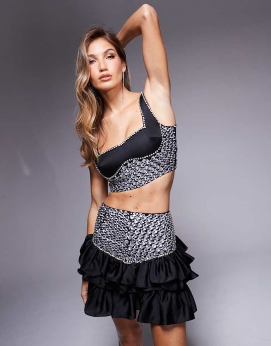 ASOS LUXE samordnad dekorerad sten mini kjol i svart - Image 4