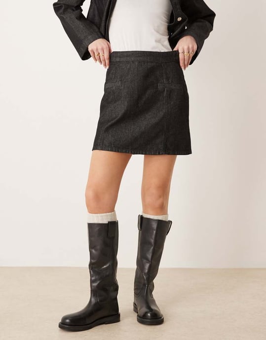 ASOS DESIGN denim skräddarsydd mini kjol med sömdetaljer i svart - Image 4